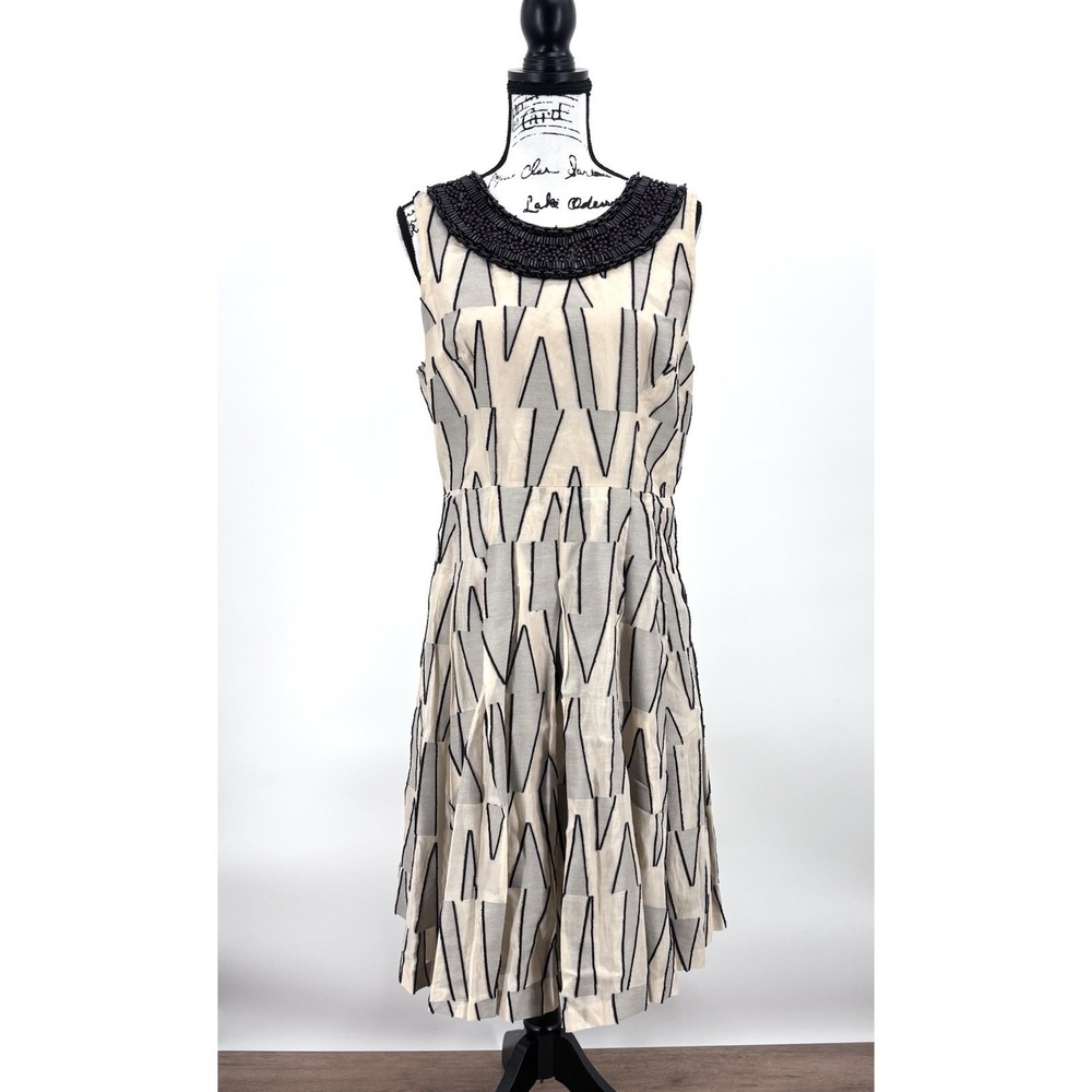 Tracy Reese Dress Size 12 Ivory Black Beaded Silk Blend Sleeveless Cocktail
